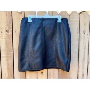 Faux Snake-skin Pencil Skirt